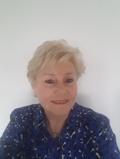 yvonne-2022